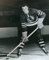 Ed Litzenberger with the Chicago Black Hawks.